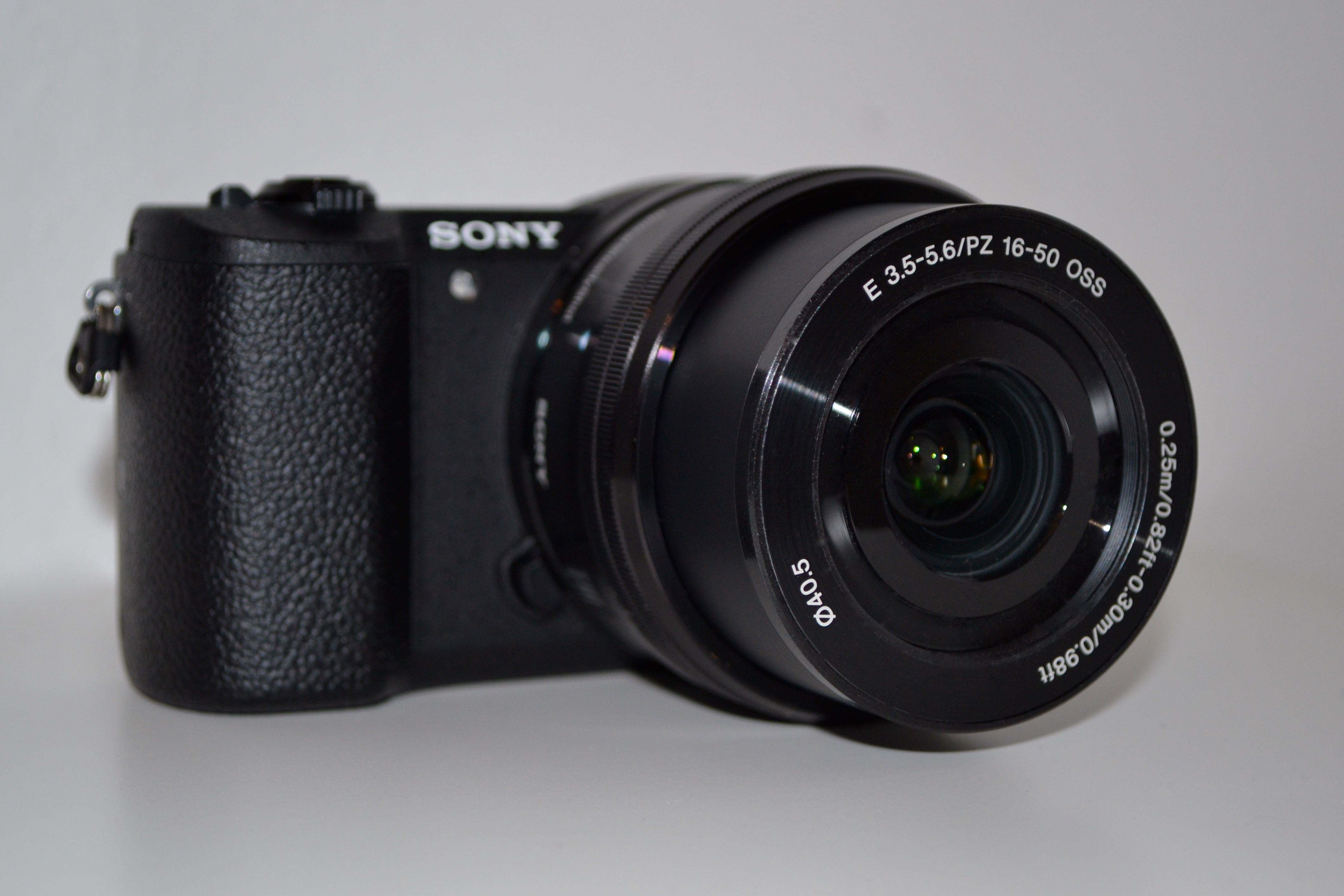 3 Kamera Sony CyberShot yang Keren Foto.co.id